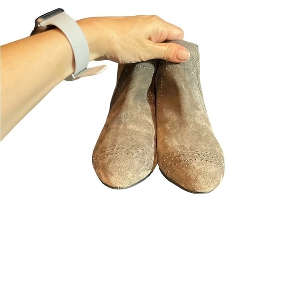 DIBA Leather Women's Bootie Size 8.5 - Brown with Silver Accents, western - Picture 5 of 13